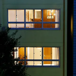 Hotel No Service, Tokyo